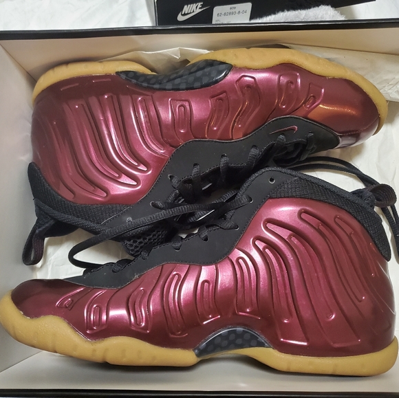 Foamposite One Maroon - Picture 2 of 2